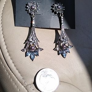 Hildie & Jo earrings